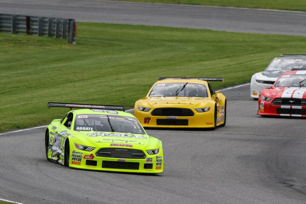 Michele Abbate leading into the corner at Lime Rock Park